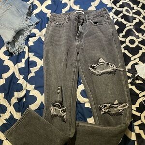 PACSUN BLACK RIPPED MOM JEANS